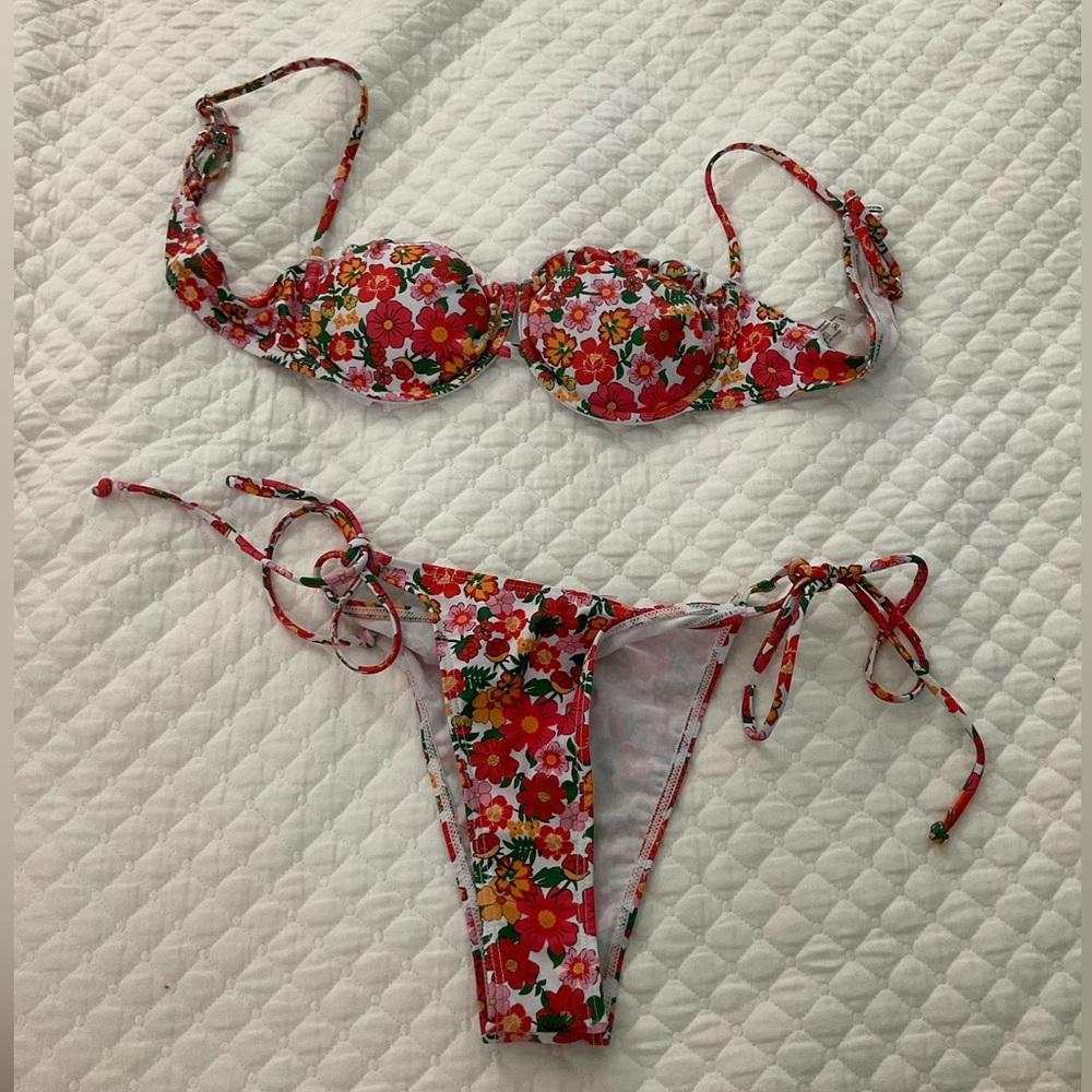 SHEIN Floral Bikini - Red and White